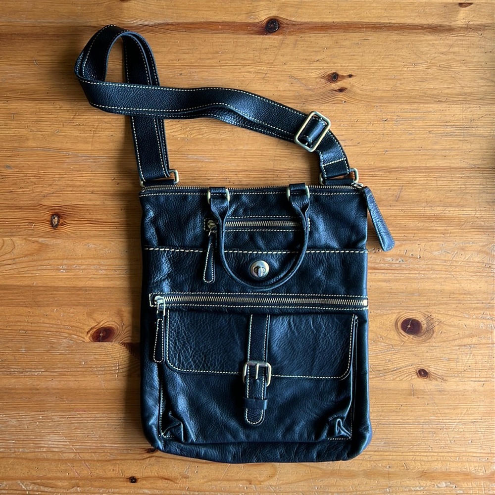 Roots Leather Purse